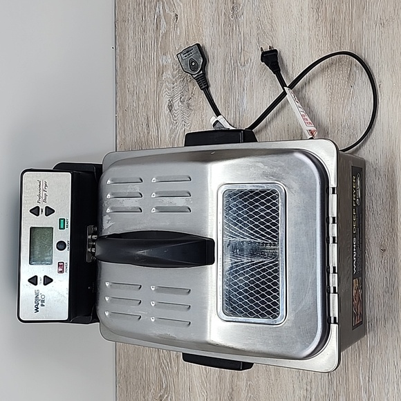 Waring Pro DF280 Professional Brushed Stainless Steel 3-Basket Deep Fryer - Picture 12 of 16